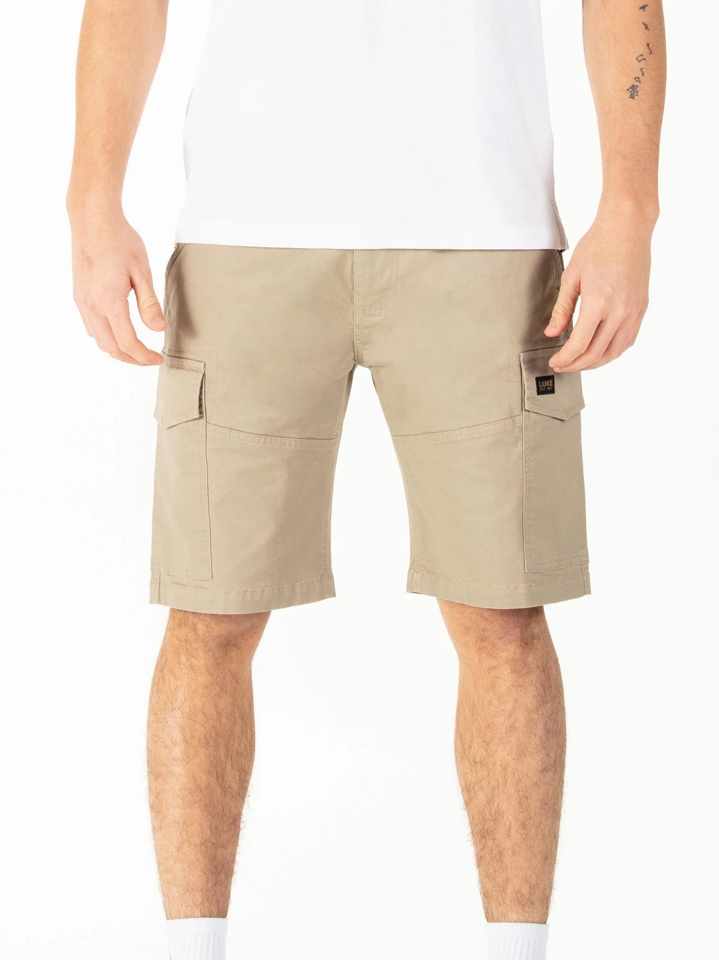 Luke 1977 Suez Cargo Short Sand