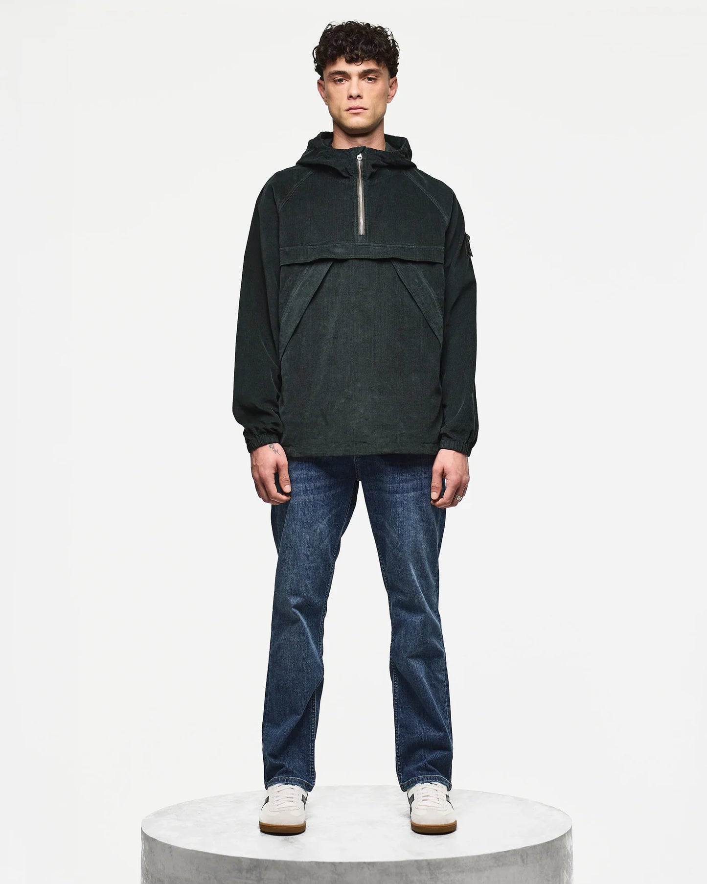 Weekend Offender Wynwood Cord Over-Top Black Forest Green