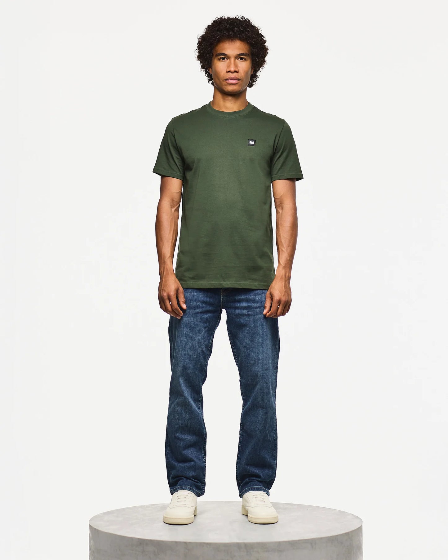 Weekend Offender Cannon Beach T-Shirt Black Forest Green