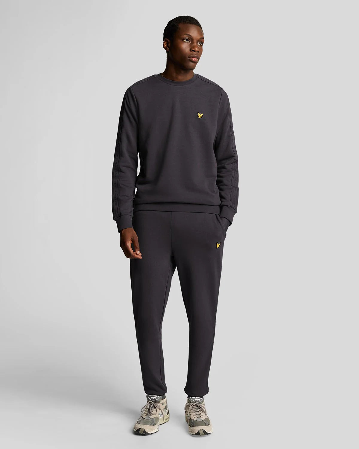 Lyle & Scott Tape Crew Neck Graphite