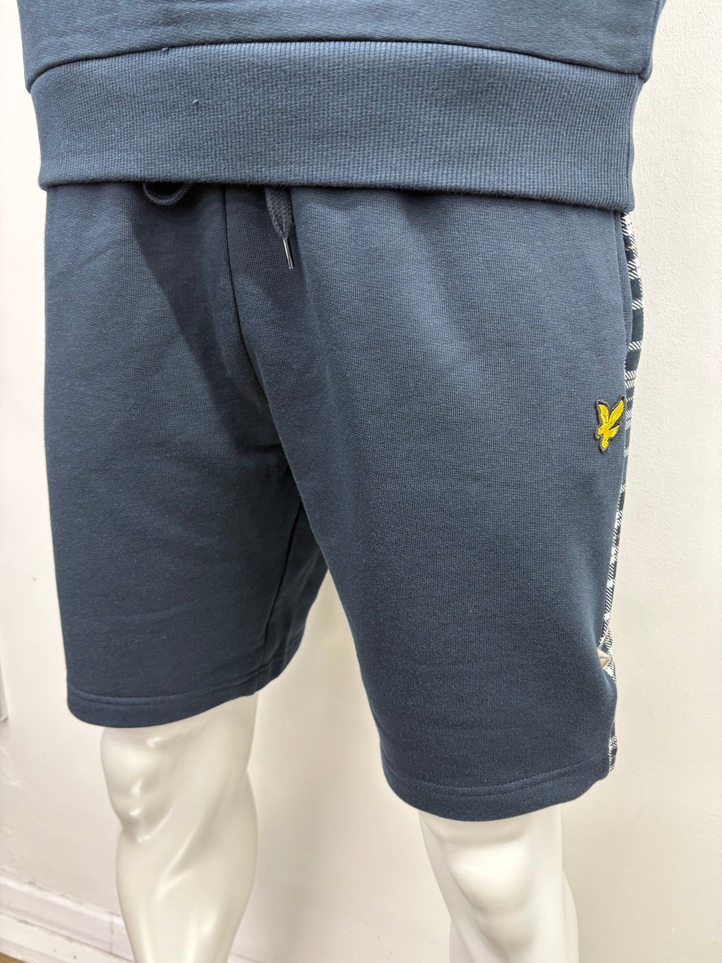 Lyle & Scott Check Panelled Sweatshort Dark Navy