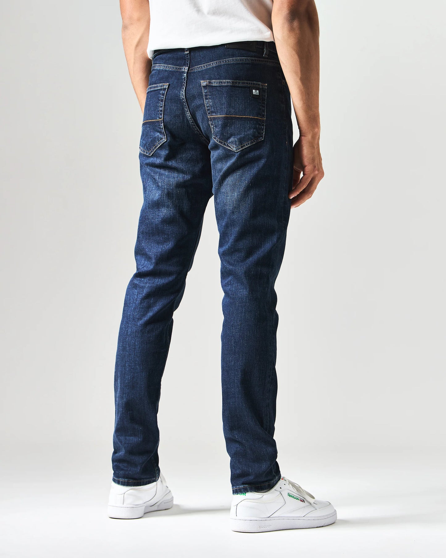 Weekend Offender 444 Tapered Dark Vintage Denim Jeans Dark Vintage