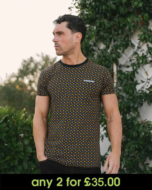 Lambretta Geo AOP T-Shirt Black/Gold