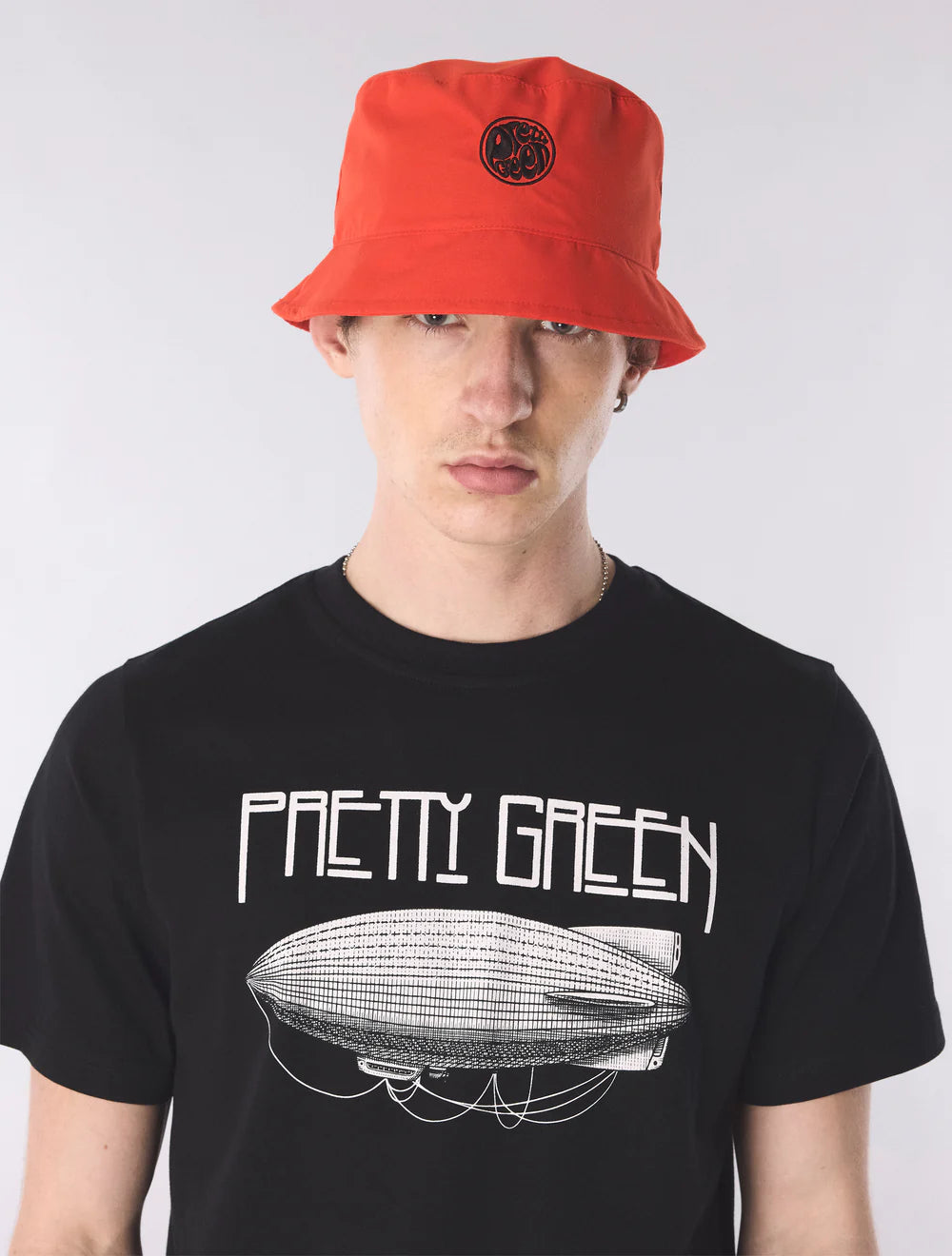Pretty Green Resonance Water Reactive Bucket Hat Red