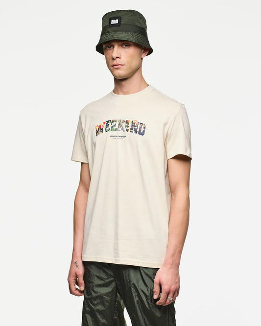 Weekend Offender Saturday Graphic T-Shirt Calcium