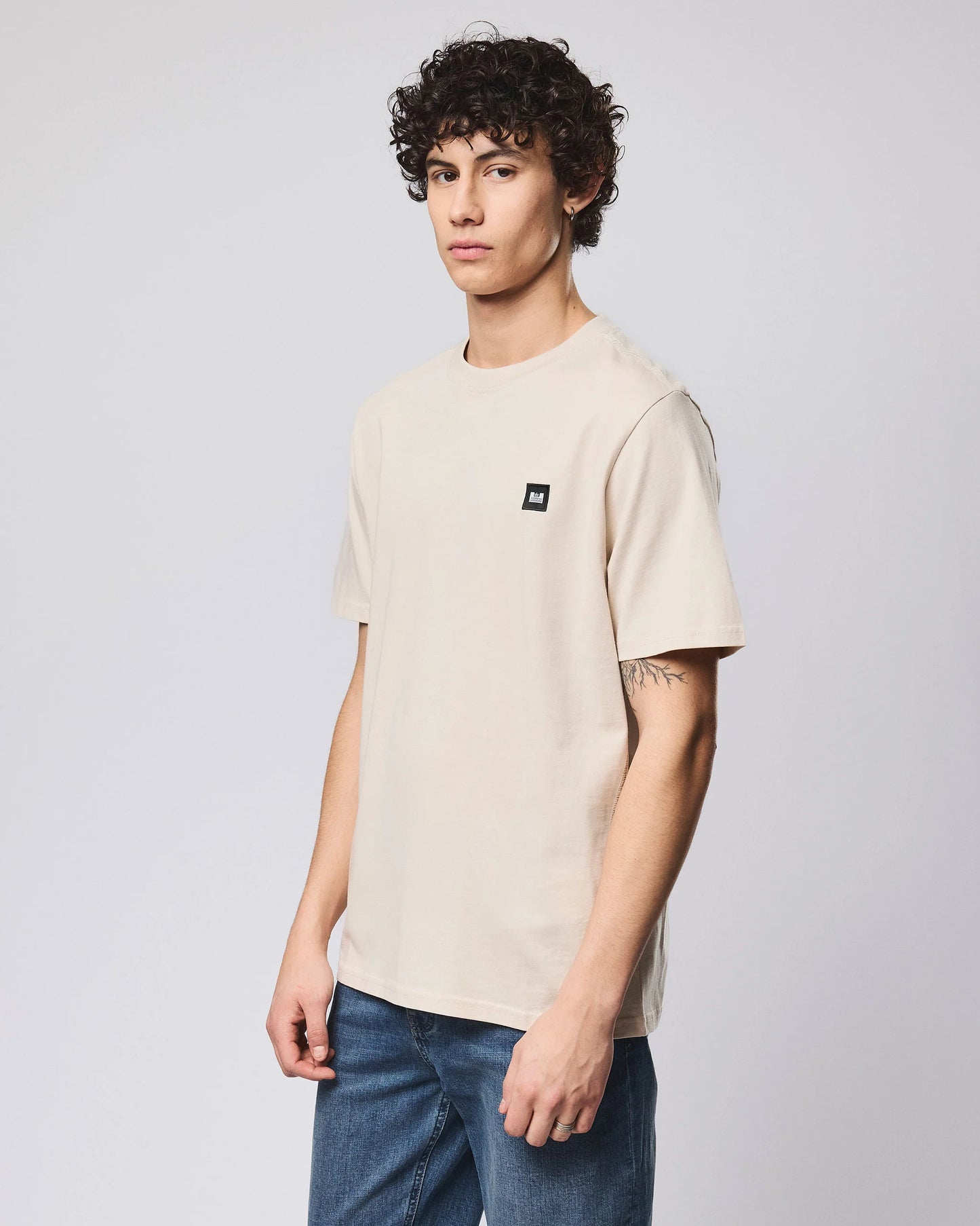 Weekend Offender Isley T-Shirt Cement